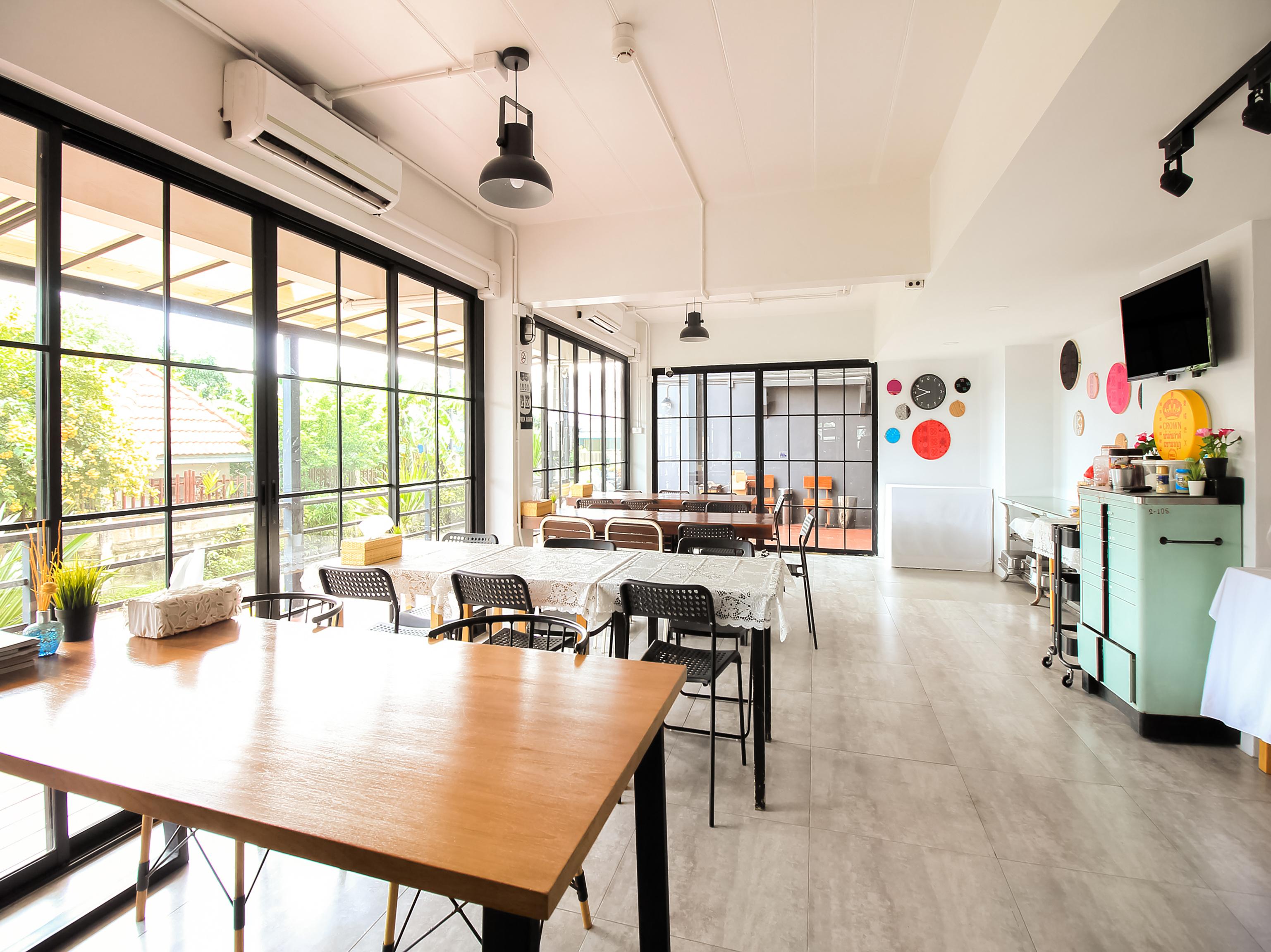 首都o 275凯卢布酒店|员工已接种疫苗 曼谷 外观 照片